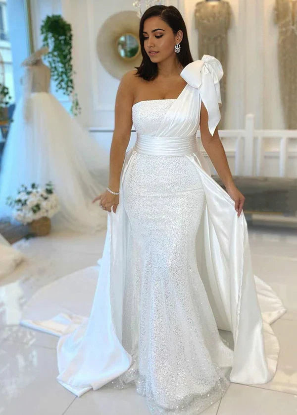 Vestidos de novia largos sin mangas con un solo hombro y corte sirena